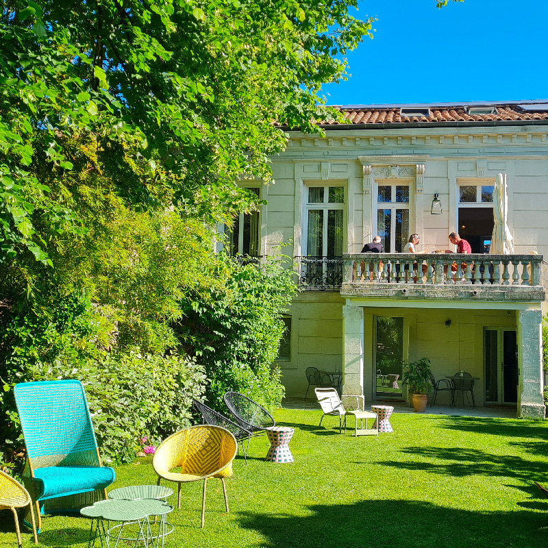 Avignon, Villa Aigarden, vacances chambre d'hôte de charme, Luberon, Provence, piscine