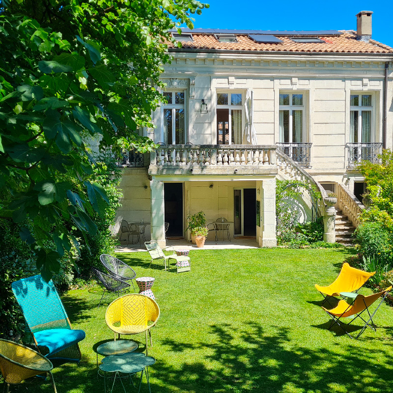 Avignon, Villa Aigarden, vacances chambre d'hôte de charme, Luberon, Provence, piscine